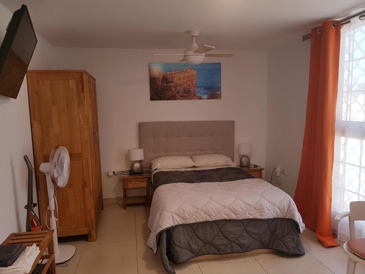 Estudio Nuevo Con Bano, Cocina Y Gran Terraza 洛斯雷尔雷赫斯 外观 照片